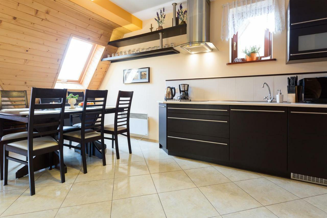 Apartament Pomaranczowy Z Basenem I Sauna Kościelisko Eksteriør billede